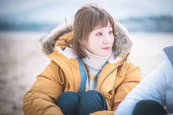 梦见自己父亲死了在棺材里盖上用火烧好像有没死？游戏画面